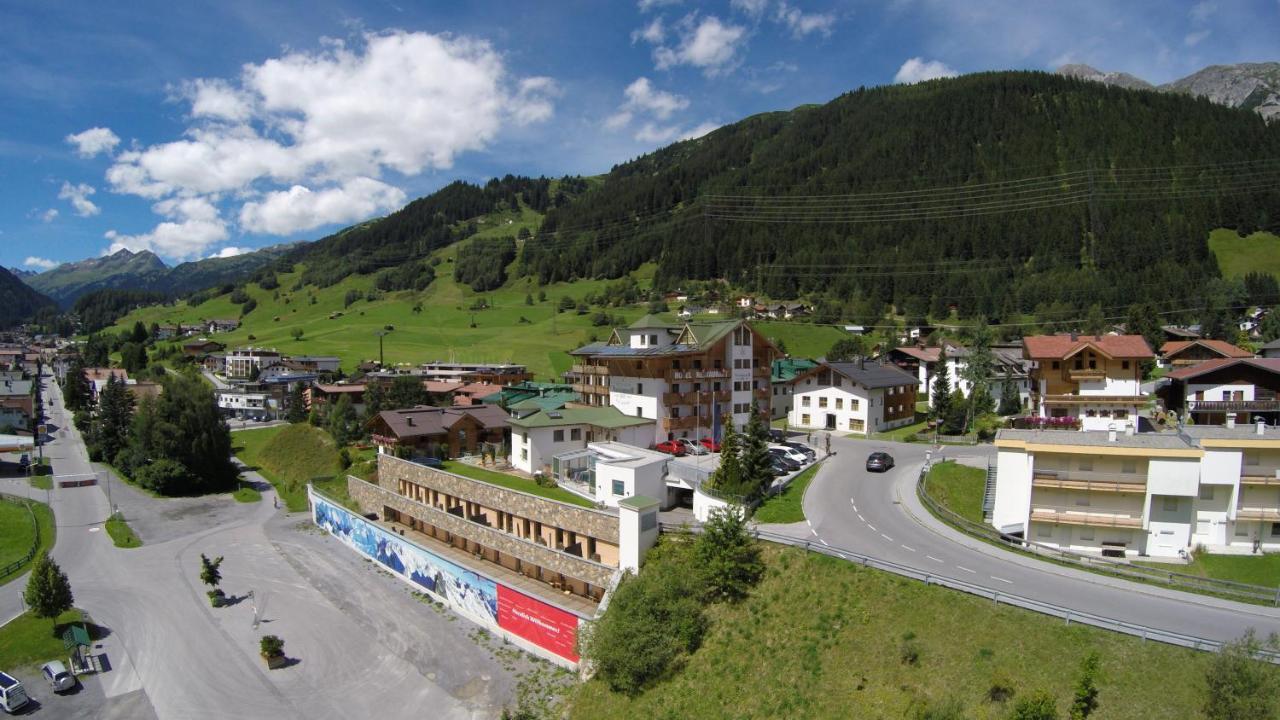 Hotel Nassereinerhof Σανκτ Αντόν αμ Άλμπεργκ Εξωτερικό φωτογραφία